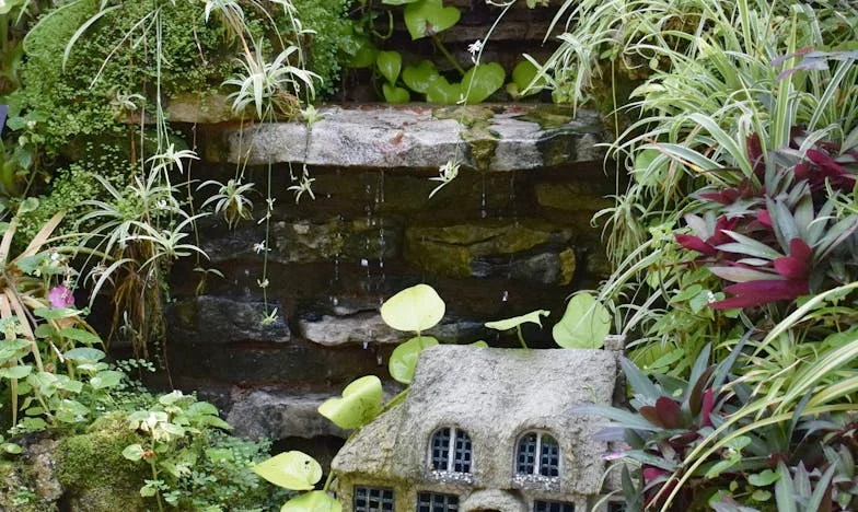 Dlužnice mezi čtyřmi stěnami: Příběh lásky, která se změnila v účetnictví