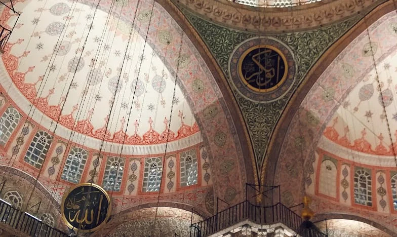 Palačinky ve čtyři ráno – Co jsem našla přede dveřmi syna, mi zlomilo srdce