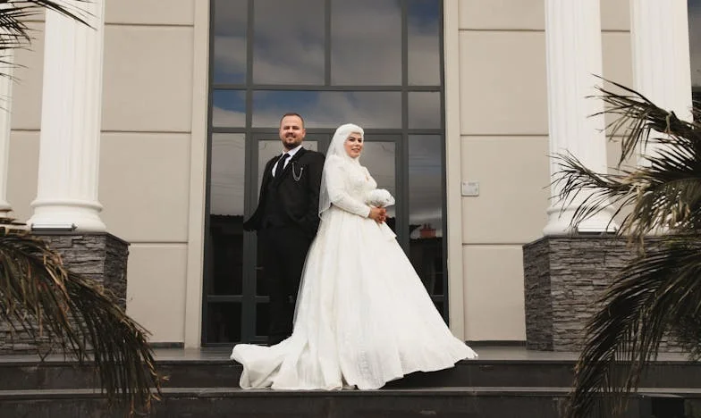 Ve stínu tchyně – Příběh české ženy o boji za vlastní svobodu