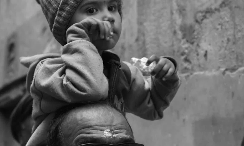 Když můj manžel dal všechno mé jídlo své matce – bouře v české kuchyni