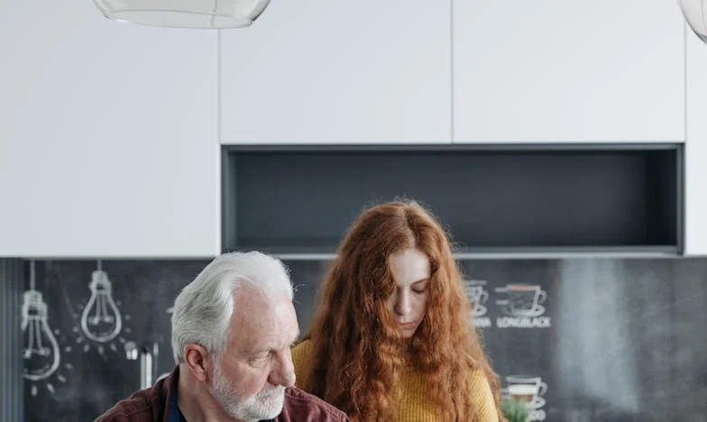 „Máš měsíc na vystěhování!“ – Příběh snachy mezi očekáváním rodiny a vlastními sny