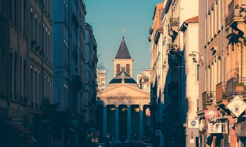 Nejsem služka své tchyně – Můj boj za vlastní život a respekt v české rodině