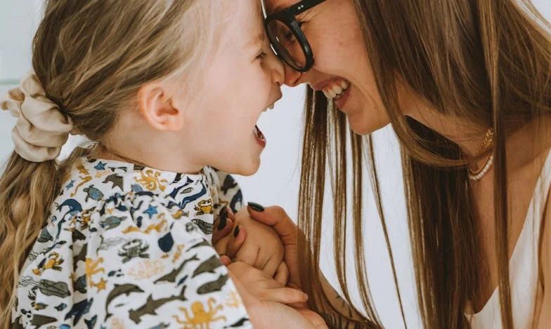 Oslava, která mi zlomila srdce: Jak jsem na vlastní baby shower zjistila pravdu o svém manželovi