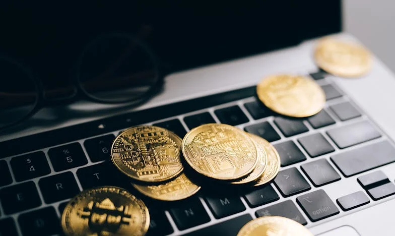 Když jsem slyšela cizí hlas v dětském monitoru: Příběh jedné matky z Brna