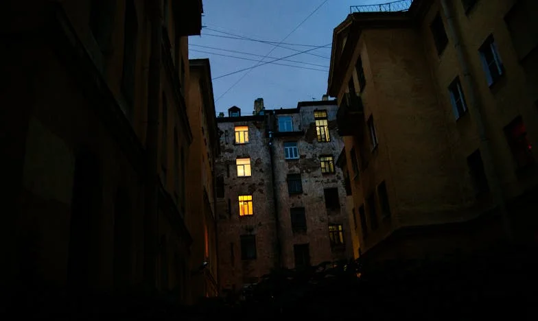 Miliardář, který předstíral spánek, aby odhalil pravdu