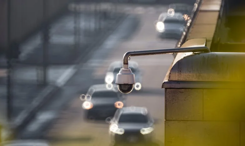 Pravda mezi řádky: Příběh Tomáše a Jany