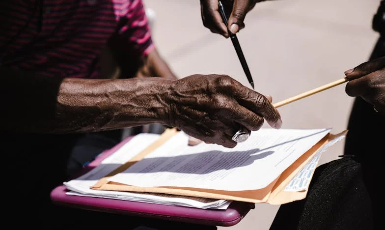 „Zítra si sbalíte věci a odejdete.“ – Příběh české matky, která se konečně rozhodla žít pro sebe