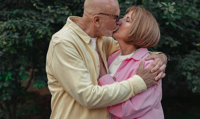 Holky, svatba nebude. Odešla jsem od Honzy před týdnem.