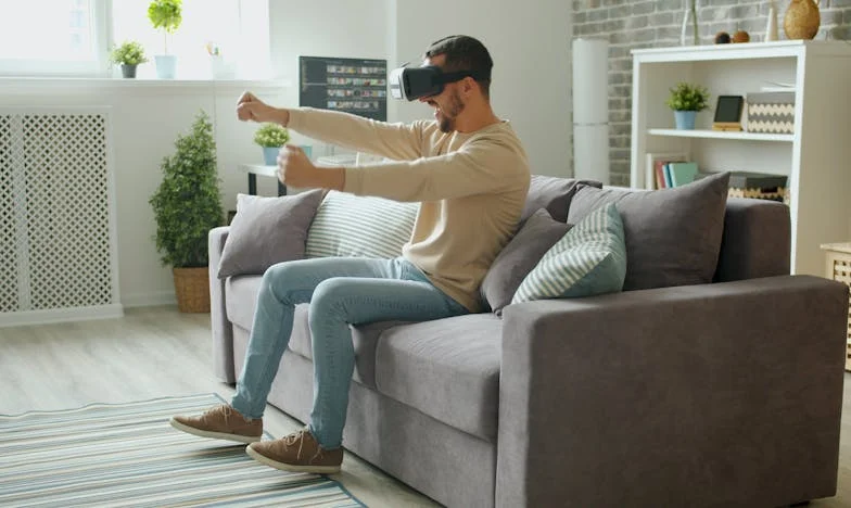 Moje sousedka zničila mé manželství… ale karma měla lepší mušku než já