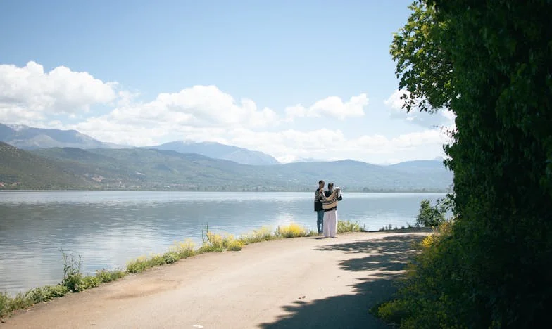 Nečekaná návštěva tchyně, která změnila všechno – příběh o odpuštění a rodinných ranách