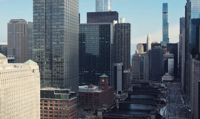 Neznámá tíha: Tajemství minulosti mého muže, která rozbila náš domov