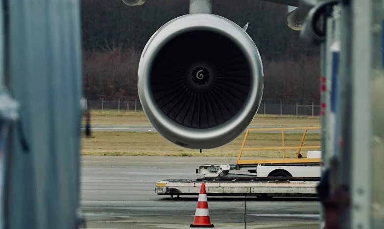 Nikdy jsem nevěřil, že mi srdce ještě rozbuší – příběh starého muže a mladé ženy v Praze