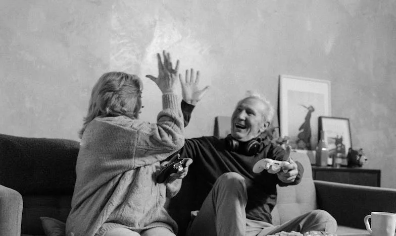 Pomoc! Přítelův syn mi ničí vztah – co mám dělat?