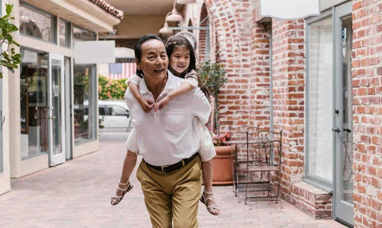 Přestala jsem finančně podporovat svého syna a teď mi brání vídat vnučku: Už je to rok, co jsem ji naposledy viděla