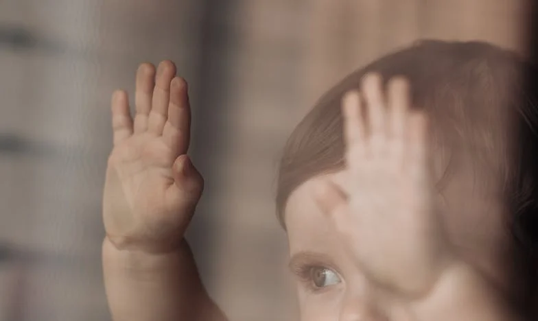 „Říkal, že beze mě přežije, ale já bez něj ne. Tak se ukaž, Petře.“ Můj boj za vlastní hodnotu po osmi letech manželství