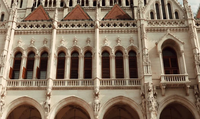 Zkouška důvěry: Příběh Karla a paní Aleny