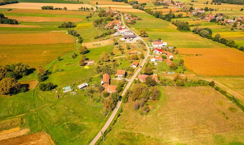 Odvolej svoje plány, nebo nejsi dobrá babička: Přiznání rozpolcené matky a babičky