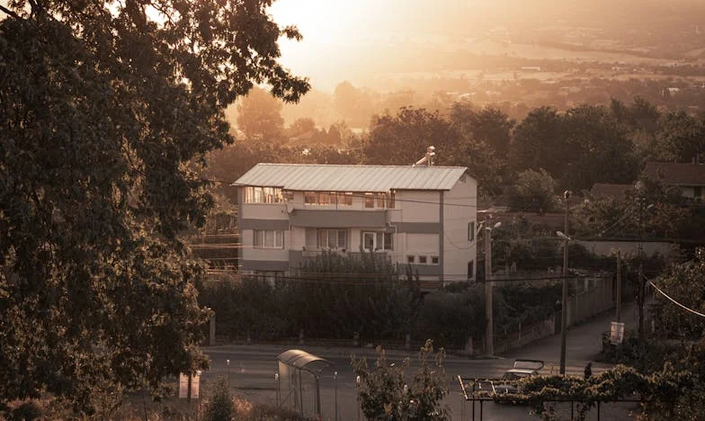 Mama oddała nam jedyne mieszkanie, a żona zamieniła moje życie w piekło – jak zobaczyłem jej prawdziwą twarz po ślubie
