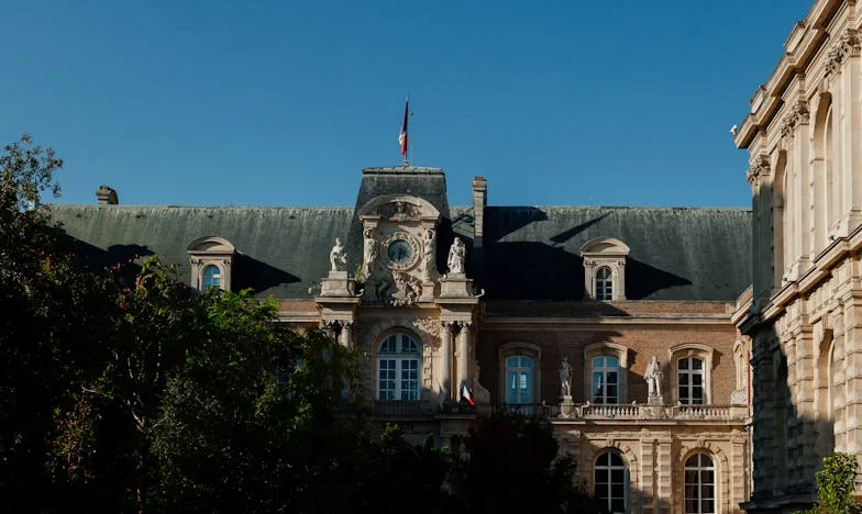 Między Modlitwą a Ciszą: Jak Wiara Pomogła Nam Przetrwać Rodzinny Kryzys