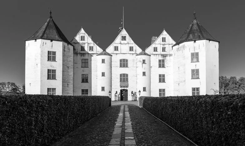 Córka dla siebie – historia o tym, jak trudno być sobą w cieniu rodziny