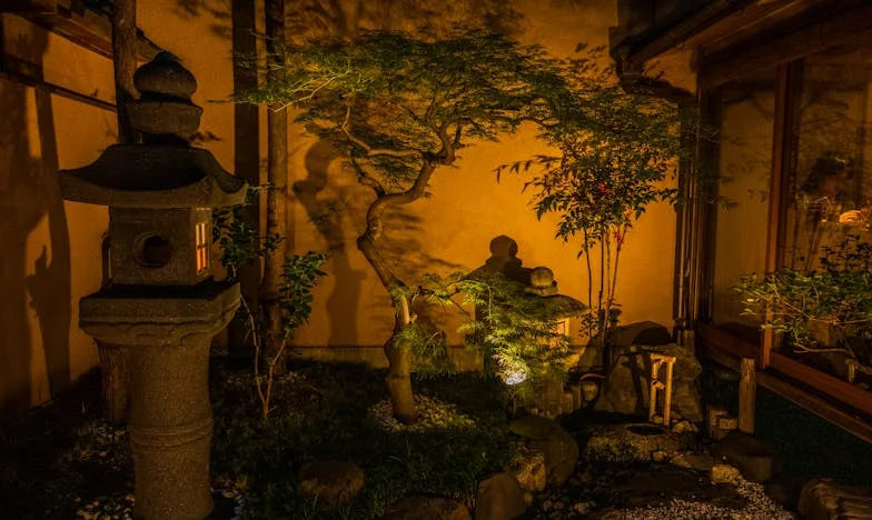 Lampa, która mogła rozbić nasze życie – historia z podwarszawskiej Wesołej