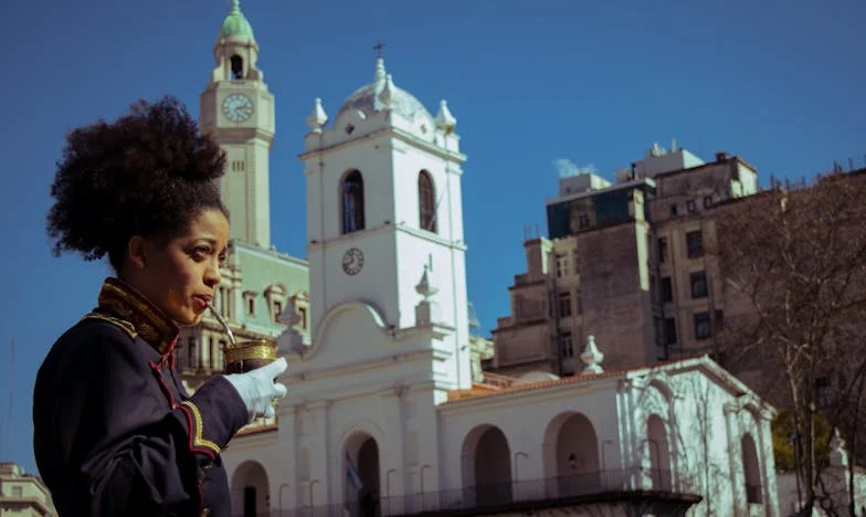 Między siostrami: Historia zerwanych więzi