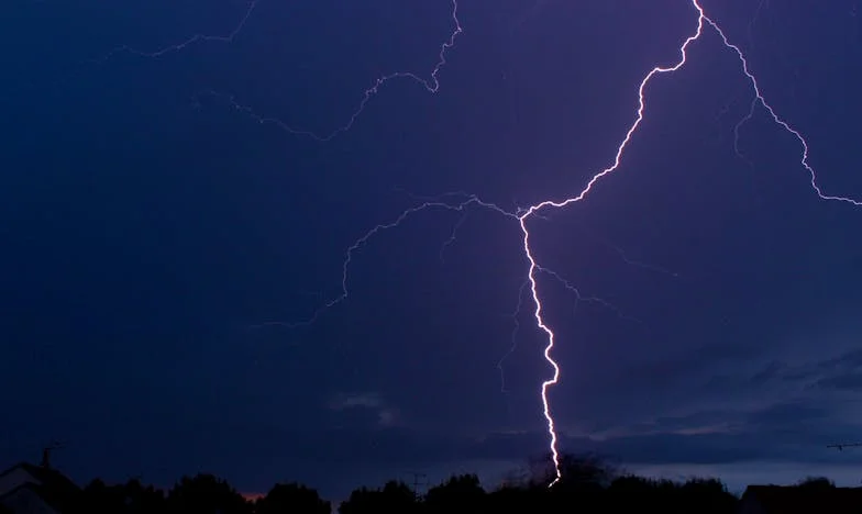 Miłość na Próbę: Czy Rodzina Może Zniszczyć Szczęście?