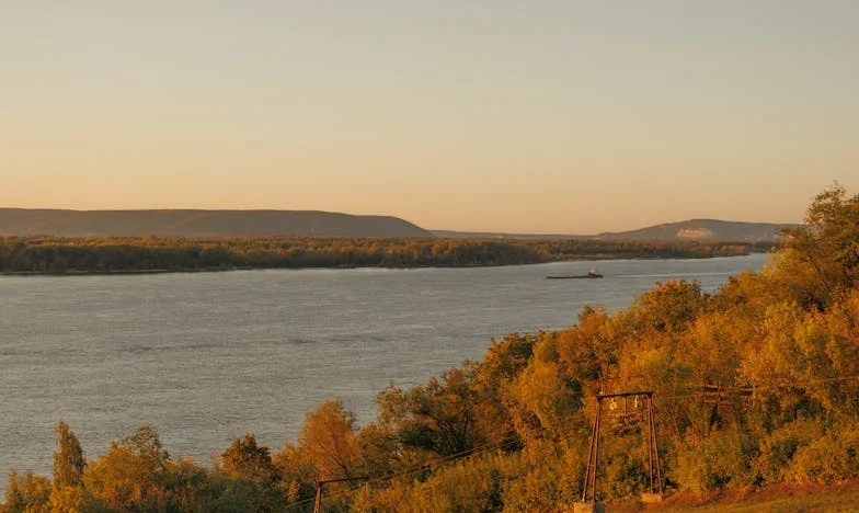 Miłość w cieniu rodzinnych tajemnic: Jak przypadkowe spotkanie zmieniło moje życie