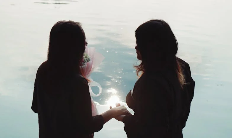 Kiedy przeszłość wraca bez ostrzeżenia: historia, która rozdarła rodzinę i uleczyła serca