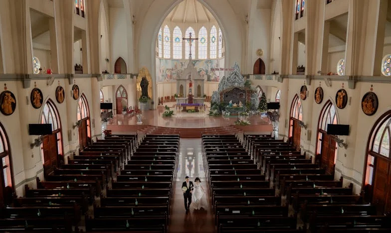 „Kiedyś byłam tylko córką, potem żoną. Ale kiedy stałam się nikim?” – Historia Marty z warszawskiego blokowiska