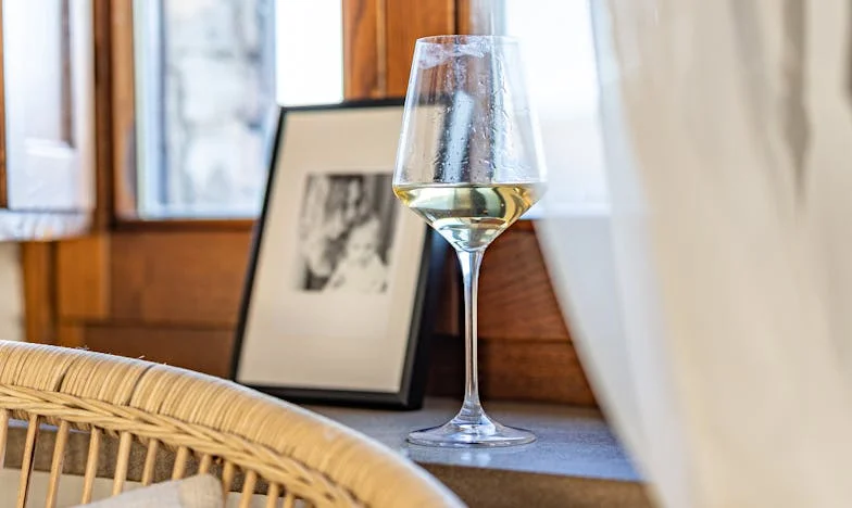 Między młotem a kowadłem: Gdy rodzina męża staje się moim największym wrogiem