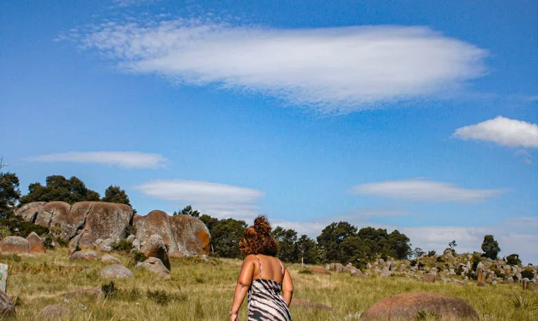 Moja siostra wpadła w sidła oszusta. Czy można uratować kogoś, kto nie chce być uratowany?