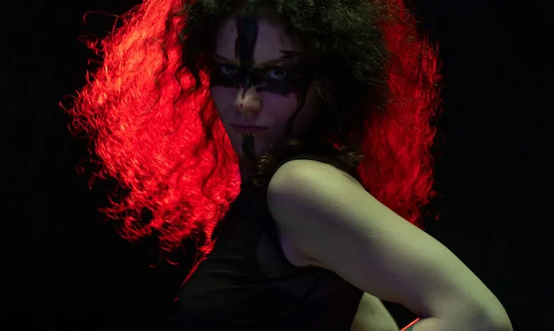 Dzwonek do drzwi, łzy teściowej i sekret, który zniszczył naszą rodzinę – prawdziwa historia o zdradzie i przebaczeniu