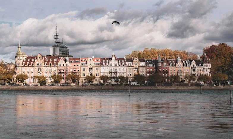 Kiedy Teściowa Przejmuje Dom: Moja Walka o Własne Życie i Małżeństwo