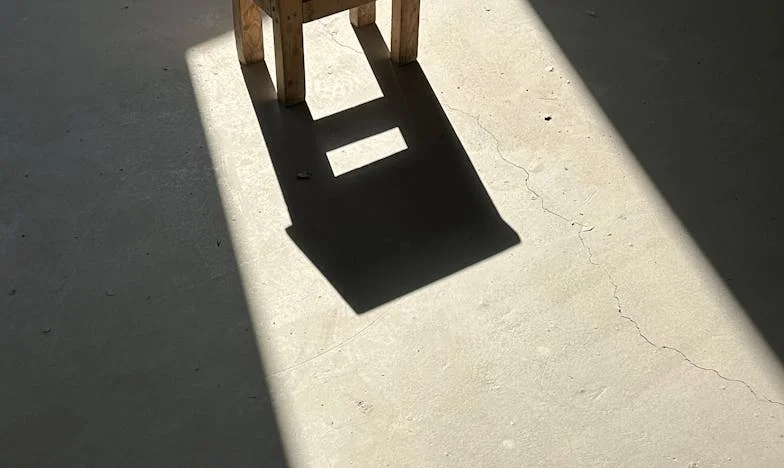 Pod jednym dachem, bez wolności: Mój dramatyczny bunt przeciwko kontroli męża