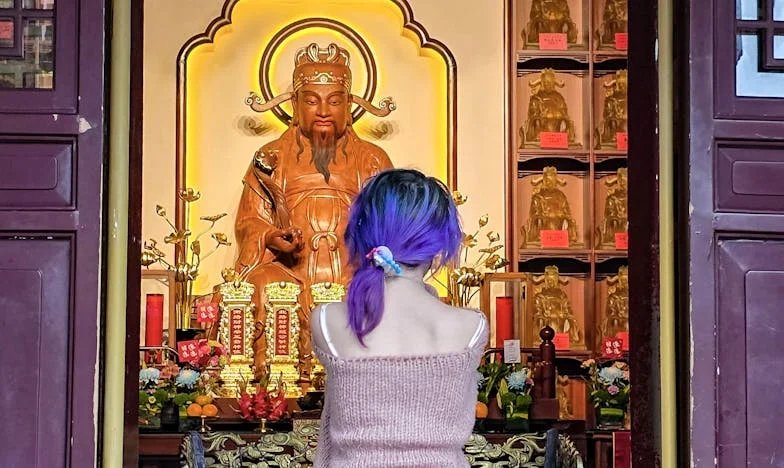 "Przepisz wszystko na mnie! Czemu mu uwierzyłaś? On cię zdradza!" – Moja walka o dom, córkę i godność po zdradzie męża