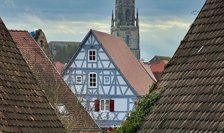 Nowy dom, nowe życie: „Mamo, potrzebuję przestrzeni, by dorosnąć” – Historia pojednania matki i córki