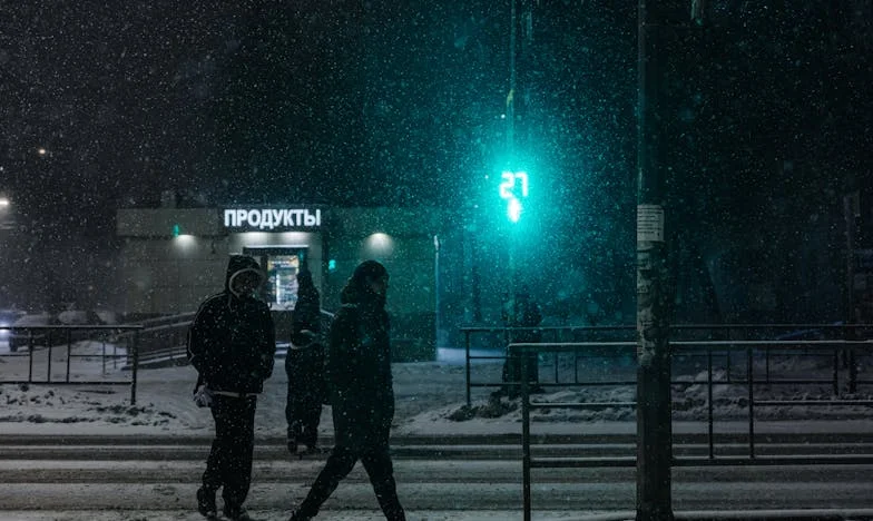 Powrót do kawiarni na rogu: historia o miłości, stracie i przebaczeniu