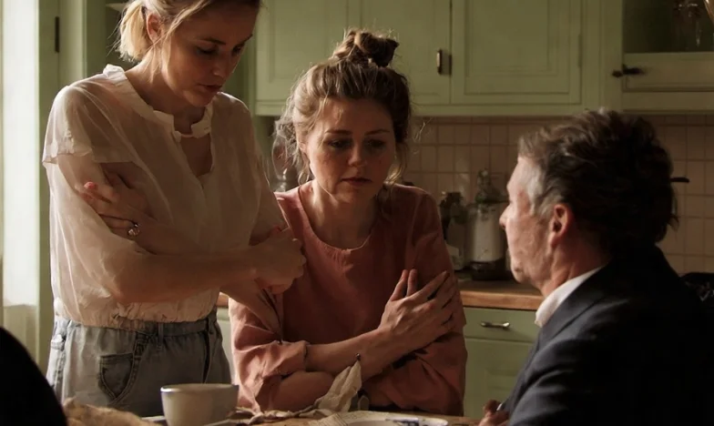 Jak stanęłam do walki o siebie w cieniu apodyktycznej teściowej – Opowieść o granicach, tajemnicach i odwadze