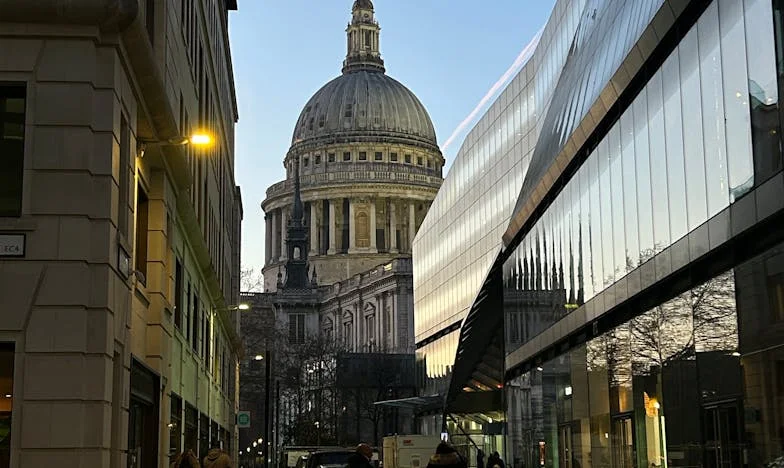 Moje dziecko stało mi się obce… Historia ojca, który patrzy, jak syn gaśnie przez toksyczny związek