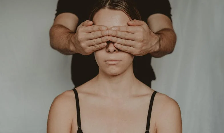 Pomogłam byłej synowej, a mój syn zerwał ze mną kontakt. Czy zrobiłam źle?