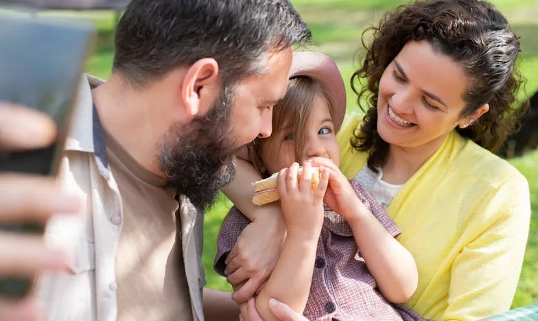 Dostałam zaproszenie na ślub… mojego byłego męża. Z moją dawną przyjaciółką