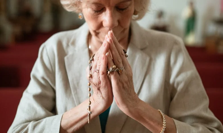 Po rozwodzie synowa żądała domu i samochodu. Stanęłam po stronie syna – teraz nie mogę widywać wnuków