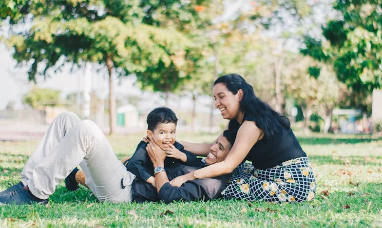 Kiedy cisza zapada między nami: historia polskiej babci i tajemnicy oddalenia