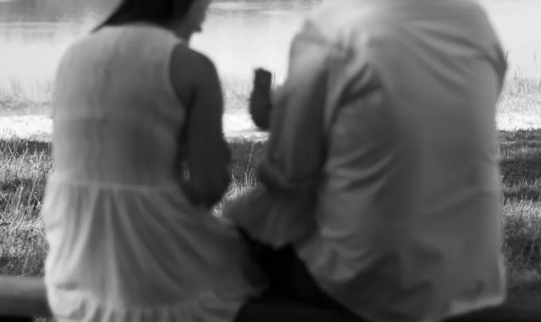 Między marzeniami a oczekiwaniami: Historia Leny z Krakowa i jej walki o własne szczęście