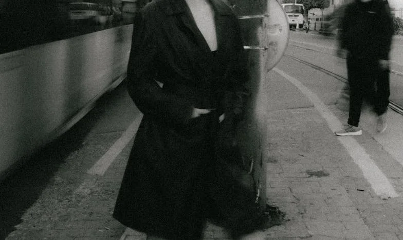 Po jego śmierci wyrzucili mnie z domu. A ja musiałam zdecydować: ulec rodzinie czy ocalić siebie.