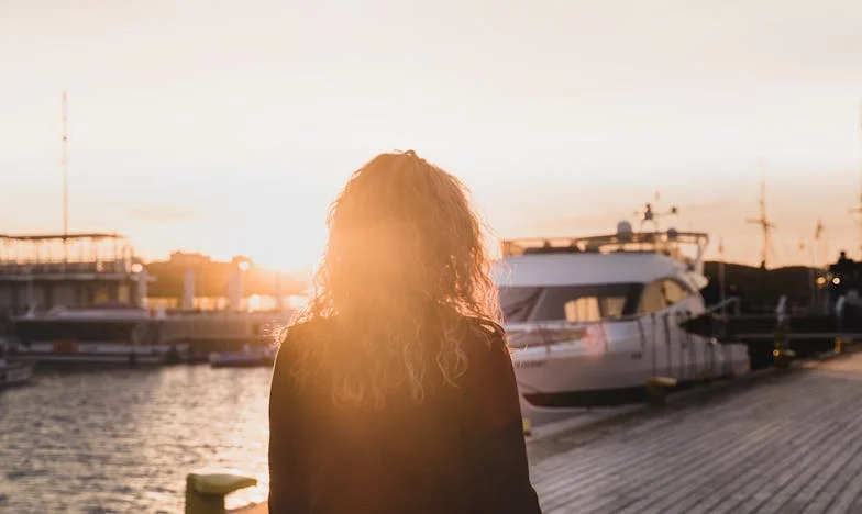 Pojechałam do Piotrka z ciastem i różami. Zastałam go z inną.