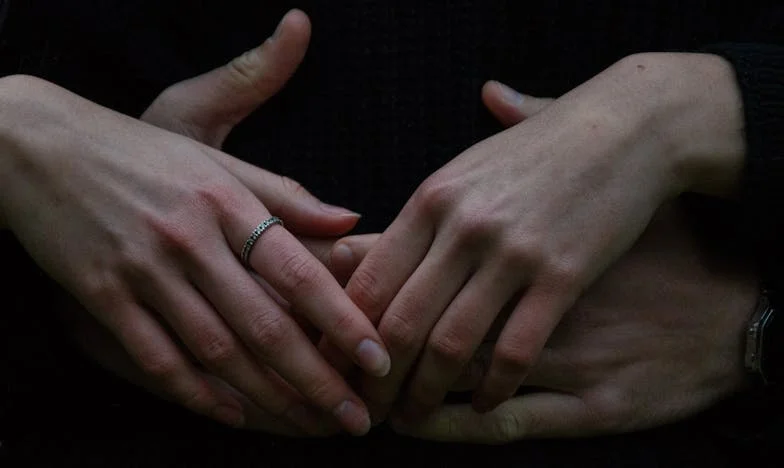 Kiedy choroba staje się zdradą: dzień, w którym teściowa odwołała mój ślub