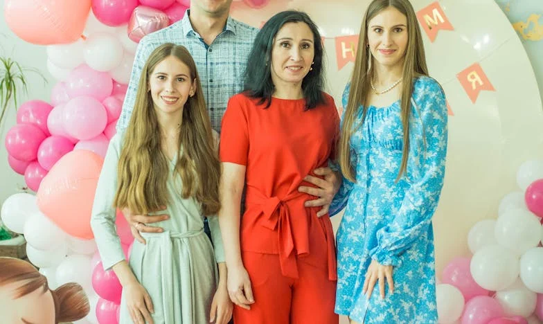 „Mamo, mogę wrócić na kilka tygodni?” – Historia o powrotach, rodzinnych burzach i nadziei na nowy początek