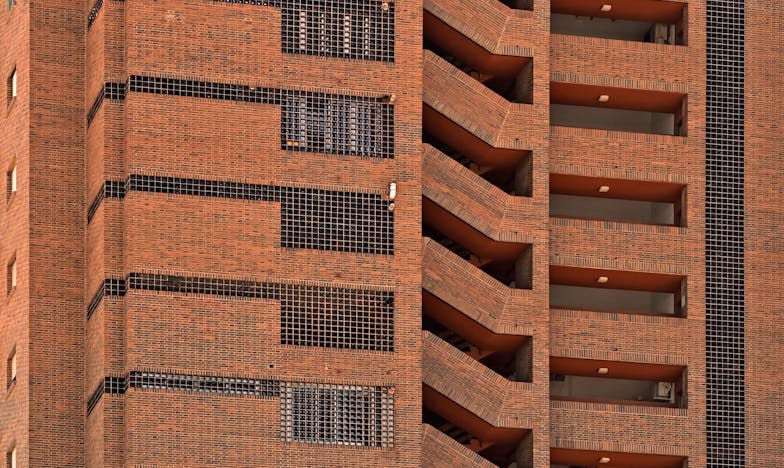 Ultimatum: Albo Spełnisz Moje Warunki, Albo Wynoś Się z Domu Babci